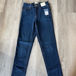 Universal Thread High-Rise Dark Blue Slim Jeans